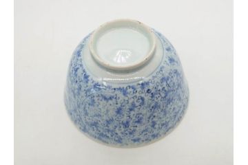 江戸期　古伊万里　微塵唐草文染付　松竹梅　約12cm　3.8寸　繊細な絵付けが見事な蓋付き茶碗3客セット(和食器、三寸八分)(R-077135)