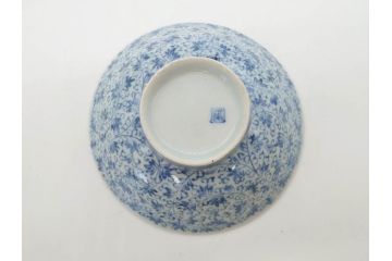 江戸期　古伊万里　微塵唐草文染付　松竹梅　約12cm　3.8寸　繊細な絵付けが見事な蓋付き茶碗3客セット(和食器、三寸八分)(R-077135)