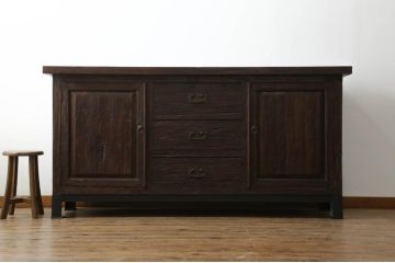 中古　美品　海外輸入家具　木の風合いが味わい深い総無垢材製のカウンターテーブル(サイドキャビネット、サイドボード、収納棚、戸棚、リビングボード、店舗什器)(R-077148)