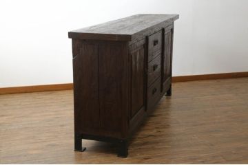 中古　美品　海外輸入家具　木の風合いが味わい深い総無垢材製のカウンターテーブル(サイドキャビネット、サイドボード、収納棚、戸棚、リビングボード、店舗什器)(R-077148)