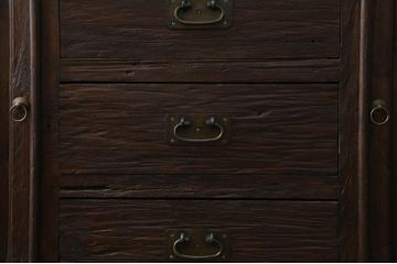 中古　美品　海外輸入家具　木の風合いが味わい深い総無垢材製のカウンターテーブル(サイドキャビネット、サイドボード、収納棚、戸棚、リビングボード、店舗什器)(R-077148)