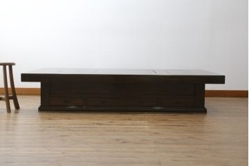 中古　最高級　シャム柿(ジリコテ)材　無垢材　特徴的な木目が目を引く、大振りな囲炉裏テーブル(長火鉢、関西火鉢、木製火鉢、座卓、ローテーブル、センターテーブル、リビングテーブル)(R-077159)