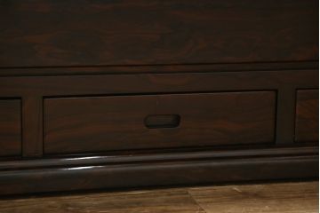 中古　最高級　シャム柿(ジリコテ)材　無垢材　特徴的な木目が目を引く、大振りな囲炉裏テーブル(長火鉢、関西火鉢、木製火鉢、座卓、ローテーブル、センターテーブル、リビングテーブル)(R-077159)