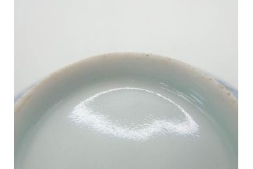 江戸期　古伊万里　微塵唐草文染付　松竹梅　約12cm　3.8寸　繊細な絵付けが見事な蓋付き茶碗3客セット(和食器、三寸八分)(R-077160)