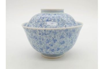江戸期　古伊万里　微塵唐草文染付　松竹梅　約12cm　3.8寸　繊細な絵付けが見事な蓋付き茶碗3客セット(和食器、三寸八分)(R-077160)