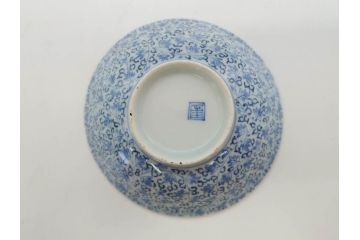 江戸期　古伊万里　微塵唐草文染付　松竹梅　約12cm　3.8寸　繊細な絵付けが見事な蓋付き茶碗3客セット(和食器、三寸八分)(R-077160)
