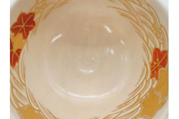 竜谷焼　宮川香雲　鵬雲斉書付　金彩色絵　約13cm　4.3寸　龍田川　紅葉の図が雅やかな茶碗(京焼、龍谷窯、和食器、抹茶碗、茶道具、茶器、共布、共箱付き、四寸三分)(R-077161)