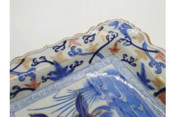 江戸期　古伊万里　上手物　金彩　染付　雷紋菖蒲水草文　約28cm　9.2寸　変形皿(九寸二分、和食器、和皿)(R-077173)