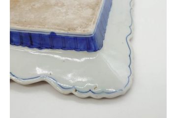 江戸期　古伊万里　上手物　金彩　染付　雷紋菖蒲水草文　約28cm　9.2寸　変形皿(九寸二分、和食器、和皿)(R-077173)