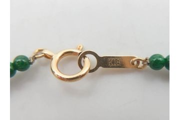 アクセサリー　翡翠(ヒスイ・ひすい)　トップ・Pt900(プラチナ)　チェーン留め具・K18(18金)　エレガントなデザインがコーディネートのアクセントになるネックレス(ペンダント、緑石、カラーストーン、宝石、ゴールド)(R-077177)