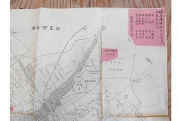 戦前　当時物　露国領土侵略図　日獨戦局地図　仙台市略図　古地図3枚セット(ロシア、日本、ドイツ、日独戦争、大阪朝日新聞、青島及其附近明細図、仙台豫備病院配置図、古文書)(R-077178)
