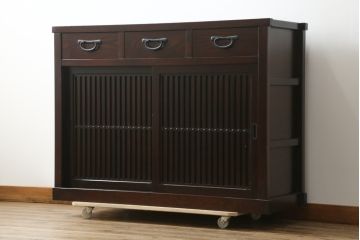 中古　美品　上質な和の空間を演出する水屋箪笥サイドボード(サイドキャビネット、収納棚、戸棚、食器棚、茶箪笥)(R-077184)