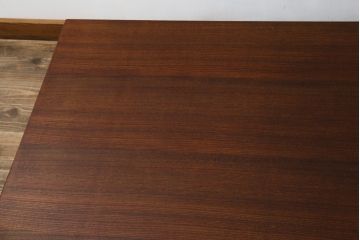 中古　最高級　モリシゲ(MORISHIGE・森繁)　総欅(ケヤキ)材　美しい柾目の漆塗り座卓(ローテーブル、センターテーブル、リビングテーブル)(定価約250万円)(R-077187)