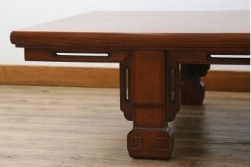 中古　最高級　モリシゲ(MORISHIGE・森繁)　総欅(ケヤキ)材　美しい柾目の漆塗り座卓(ローテーブル、センターテーブル、リビングテーブル)(定価約250万円)(R-077187)