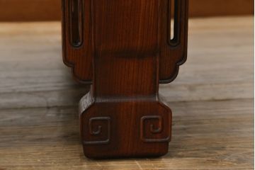中古　最高級　モリシゲ(MORISHIGE・森繁)　総欅(ケヤキ)材　美しい柾目の漆塗り座卓(ローテーブル、センターテーブル、リビングテーブル)(定価約250万円)(R-077187)