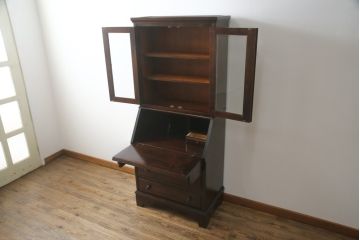 中古　北海道民芸家具　上品な雰囲気漂うビューローブックケース(ライティングビューロー、簿記机、本箱、本棚、飾り棚、収納棚、戸棚、ワークデスク、在宅用、在宅ワーク用)(R-077188)