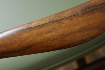 デンマークビンテージ　美品　激レア　希少!!　Finn Haugaard(フィン ホガード)デザイン　Bondo Gravesen A/S(ボンドグラヴェセン)社製　ローズウッド　実用性とデザイン性を兼ね備えたアームチェア(ダイニングチェア、ヴィンテージ、北欧)(R-077197)
