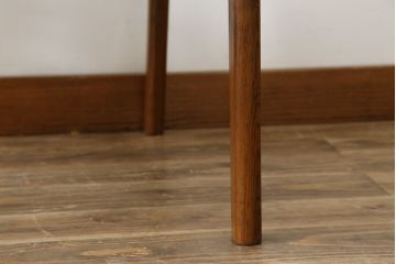 デンマークビンテージ　美品　激レア　希少!!　Finn Haugaard(フィン ホガード)デザイン　Bondo Gravesen A/S(ボンドグラヴェセン)社製　ローズウッド　実用性とデザイン性を兼ね備えたアームチェア(ダイニングチェア、ヴィンテージ、北欧)(R-077197)