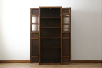 アジアンビンテージ　アンティーク調　オリエンタルな雰囲気が魅力的な李朝キャビネット(李朝タンス、李朝箪笥、李朝家具、収納棚、戸棚、ヴィンテージ)(R-077201)