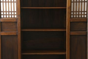 アジアンビンテージ　アンティーク調　オリエンタルな雰囲気が魅力的な李朝キャビネット(李朝タンス、李朝箪笥、李朝家具、収納棚、戸棚、ヴィンテージ)(R-077201)