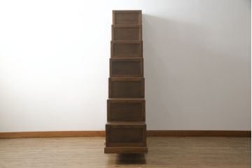和製ビンテージ　美品　アンティーク調　シンプルなデザインが魅力的な両面使いできる階段箪笥(和箪笥、和タンス、収納箪笥、ヴィンテージ)(R-077205)