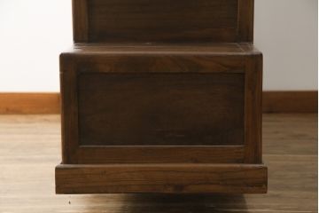 和製ビンテージ　美品　アンティーク調　シンプルなデザインが魅力的な両面使いできる階段箪笥(和箪笥、和タンス、収納箪笥、ヴィンテージ)(R-077205)