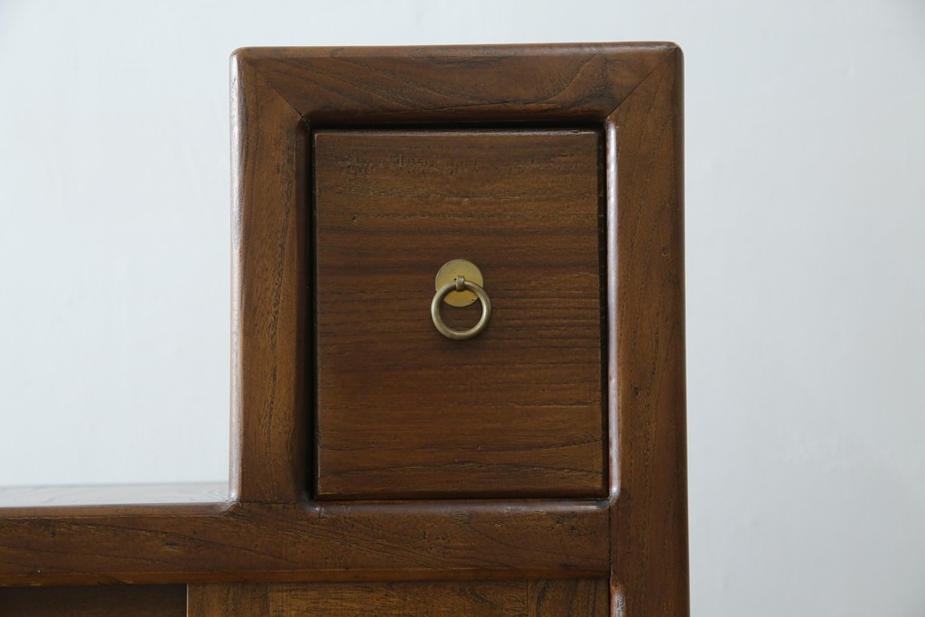 和製ビンテージ　美品　アンティーク調　シンプルなデザインが魅力的な両面使いできる階段箪笥(和箪笥、和タンス、収納箪笥、ヴィンテージ)(R-077205)