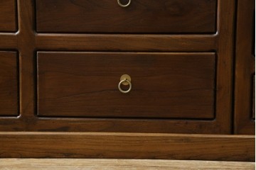 和製ビンテージ　美品　アンティーク調　シンプルなデザインが魅力的な両面使いできる階段箪笥(和箪笥、和タンス、収納箪笥、ヴィンテージ)(R-077205)