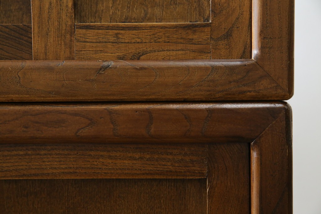 和製ビンテージ　美品　アンティーク調　シンプルなデザインが魅力的な両面使いできる階段箪笥(和箪笥、和タンス、収納箪笥、ヴィンテージ)(R-077205)