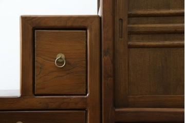 和製ビンテージ　美品　アンティーク調　シンプルなデザインが魅力的な両面使いできる階段箪笥(和箪笥、和タンス、収納箪笥、ヴィンテージ)(R-077205)