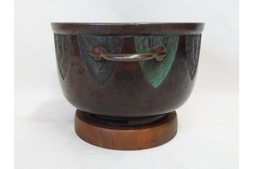 明治期　古銅　雷文　歴史を刻んだ味わいが魅力の古火鉢(手あぶり、手焙、双耳、鉢カバー、銅製、銅器、共箱付き、茶道具)(R-077225)