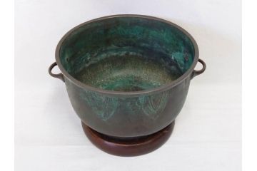 明治期　古銅　雷文　歴史を刻んだ味わいが魅力の古火鉢(手あぶり、手焙、双耳、鉢カバー、銅製、銅器、共箱付き、茶道具)(R-077226)
