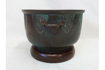 明治期　古銅　雷文　歴史を刻んだ味わいが魅力の古火鉢(手あぶり、手焙、双耳、鉢カバー、銅製、銅器、共箱付き、茶道具)(R-077226)