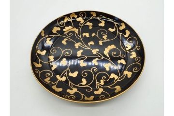 明治〜大正期　輪島塗　沈金蒔絵　蔦図　約18.5cm　6.1寸　気品溢れる木皿8枚セット(木製、漆器、漆芸、金彩、和食器、六寸一分)(R-077228)