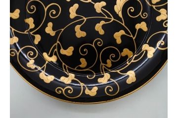 明治〜大正期　輪島塗　沈金蒔絵　蔦図　約18.5cm　6.1寸　気品溢れる木皿8枚セット(木製、漆器、漆芸、金彩、和食器、六寸一分)(R-077228)