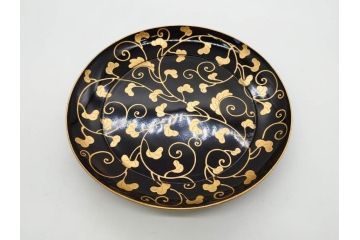 明治〜大正期　輪島塗　沈金蒔絵　蔦図　約18.5cm　6.1寸　気品溢れる木皿8枚セット(木製、漆器、漆芸、金彩、和食器、六寸一分)(R-077228)