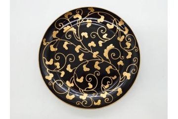 明治〜大正期　輪島塗　沈金蒔絵　蔦図　約18.5cm　6.1寸　気品溢れる木皿8枚セット(木製、漆器、漆芸、金彩、和食器、六寸一分)(R-077228)