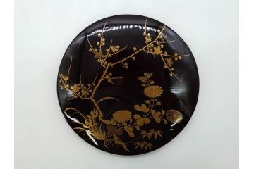 明治〜大正期　輪島塗　沈金蒔絵　木製　菊梅竹菖蒲図　漆塗りの艶やかな風合いが上品なお櫃・湯桶・お盆・しゃもじセット(漆器、漆芸、金彩、和食器)(R-077229)