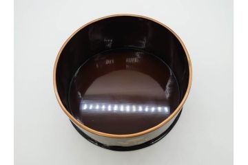 明治〜大正期　輪島塗　沈金蒔絵　木製　菊梅竹菖蒲図　漆塗りの艶やかな風合いが上品なお櫃・湯桶・お盆・しゃもじセット(漆器、漆芸、金彩、和食器)(R-077229)