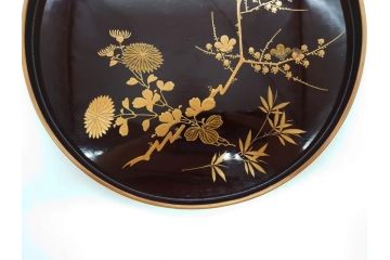 明治〜大正期　輪島塗　沈金蒔絵　木製　菊梅竹菖蒲図　漆塗りの艶やかな風合いが上品なお櫃・湯桶・お盆・しゃもじセット(漆器、漆芸、金彩、和食器)(R-077229)
