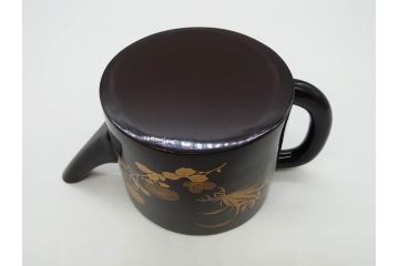明治〜大正期　輪島塗　沈金蒔絵　木製　菊梅竹菖蒲図　漆塗りの艶やかな風合いが上品なお櫃・湯桶・お盆・しゃもじセット(漆器、漆芸、金彩、和食器)(R-077229)