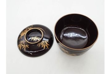 明治〜大正期　輪島塗　沈金蒔絵　木製　菊梅竹図　艶やかな質感が美しい蓋付お椀6客セット(漆器、漆芸、金彩、和食器)(R-077231)