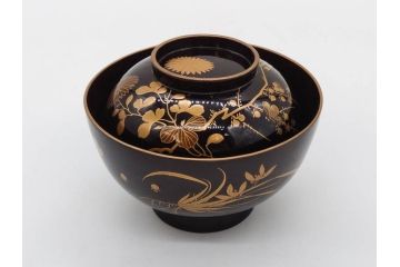 明治〜大正期　輪島塗　沈金蒔絵　木製　菊梅菖蒲図　華やかな図柄が魅力の蓋付お椀6客セット(漆器、漆芸、金彩、和食器)(R-077233)