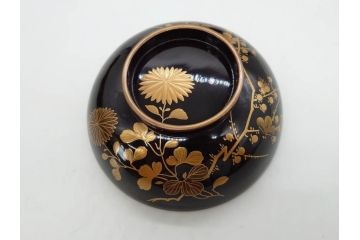 明治〜大正期　輪島塗　沈金蒔絵　木製　菊梅菖蒲図　華やかな図柄が魅力の蓋付お椀6客セット(漆器、漆芸、金彩、和食器)(R-077233)