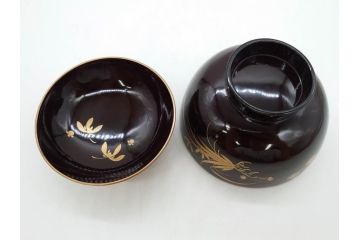 明治〜大正期　輪島塗　沈金蒔絵　木製　菊梅菖蒲図　華やかな図柄が魅力の蓋付お椀6客セット(漆器、漆芸、金彩、和食器)(R-077233)