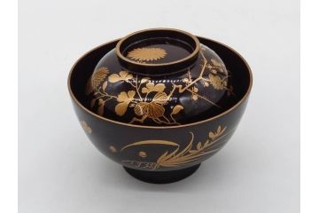 明治〜大正期　輪島塗　沈金蒔絵　木製　菊梅菖蒲図　華やかな図柄が魅力の蓋付お椀6客セット(漆器、漆芸、金彩、和食器)(R-077233)