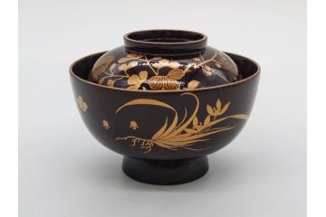 明治〜大正期　輪島塗　沈金蒔絵　木製　菊梅菖蒲図　華やかな図柄が魅力の蓋付お椀6客セット(漆器、漆芸、金彩、和食器)(R-077233)
