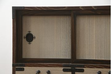 和製ビンテージ　東京桐箪笥　特注!!　高級品　専門店にて再生済み　桐材　桑材　上品な和の雰囲気漂う重ね桐箪笥(桐タンス、和箪笥、収納箪笥、衣裳箪笥、引き出し、ヴィンテージ)(R-077255)