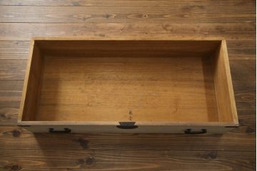 和製ビンテージ　東京桐箪笥　特注!!　高級品　専門店にて再生済み　桐材　桑材　上品な和の雰囲気漂う桐箪笥サイドボード(桐タンス、和箪笥、収納箪笥、衣裳箪笥、サイドチェスト、引き出し、ヴィンテージ)(R-077256)