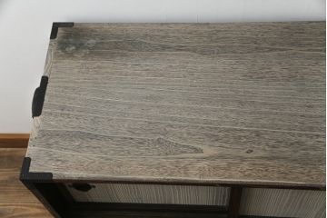 和製ビンテージ　東京桐箪笥　特注!!　高級品　専門店にて再生済み　桐材　桑材　上品な和の雰囲気漂う桐箪笥サイドボード(桐タンス、和箪笥、収納箪笥、衣裳箪笥、サイドチェスト、引き出し、ヴィンテージ)(R-077256)